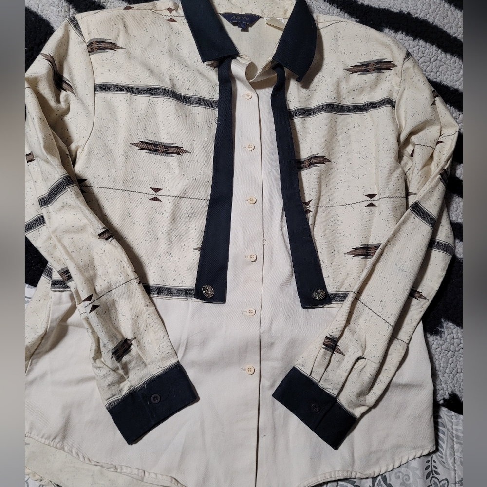 Roper Vintage Western Cream and Black Button-Up Shirt Size Large
